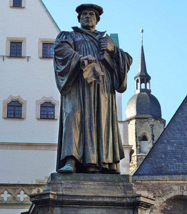 Lutherdenkmal nah